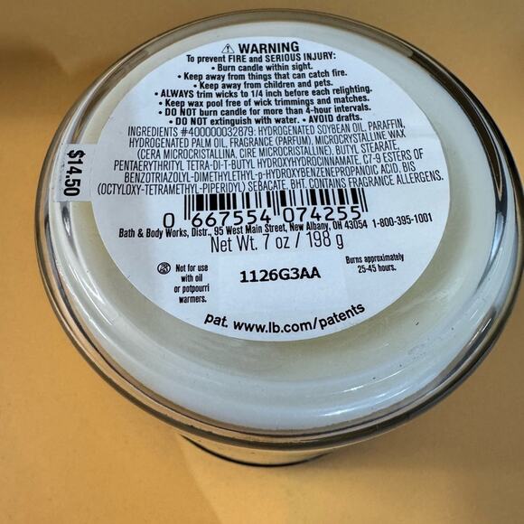 Bath and Body Works Candle Champagne Toast Candle 1 wick candle NWT - Picture 2 of 2